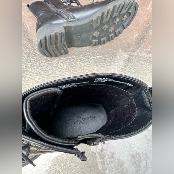 Universal Thread Boots - Picture 5 of 7